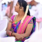 Annabharathi Berchmans Instagram - "மகளிர் சுய உதவிக் குழுவின்" சார்பாக முழுக்க முழுக்க பெண்கள் என்னை முதன்முதலாக தொடர்பு கொண்ட பட்டிமன்ற நிகழ்ச்சி .வில்வ மரத்துப்பட்டி நிகழ்ச்சியைப் பார்த்து நீங்கள் நிச்சயமாக எங்கள் ஊருக்கு வர வேண்டும் என்ற அன்பாக கேட்டுக் கொண்டார்கள். அருப்புக்கோட்டை அருகே K. துரைசாமிபுரம் .. அருமையான ரசிகர்கள் மிக்க மகிழ்ச்சி ❤🎤🙏 #Annabharathi #anbudanannabarathi