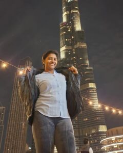 Annabharathi Berchmans Instagram - world tallest tower Burj Khalifa - Dubai
#dubai #dubaiburjkhalifa #worldtallestower #burjkhalifa #annabharathi #anbudanannabharathi