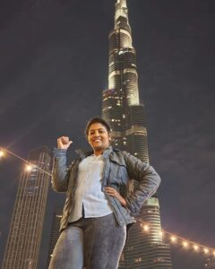 Annabharathi Berchmans Instagram - world tallest tower Burj Khalifa - Dubai
#dubai #dubaiburjkhalifa #worldtallestower #burjkhalifa #annabharathi #anbudanannabharathi