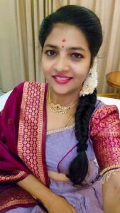Annabharathi Berchmans Instagram - butterfly  வந்ததா 😜🐝
 இனிய காலை வணக்கம் நண்பர்களே ❤
costume : @venimakeover 
@suba_shini_99 
@sri_aari_bridal_blouse_designe