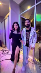 Anurag Dobhal Instagram - Teri Ye Aada ❤️😍😌 @sunnyleone 
@lifeyoubeautiful
.
.
.
#theuk07rider #sunnyleone #thailand #reelitfeelit #reelkarofeelkaro #shotoniphone