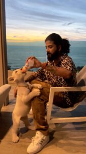 Anurag Dobhal Instagram - Lion with the KING 🦁❤️
@arjunlyb 
.
.
.
#theuk07rider #influencer #shotoniphone #superbikes #modified #youtuber #iphone #14promax #echo #reelkarofeelkaro #reelitfeelit #reelsinstagram #newsuperbike #hayabusa #delivery #meetup #bhopal #bmw #bmw1250gsa #gsadventure #gsa  #northsikkim #4M #bmw #s1000rr #mpro #bmws1000rr #supra #supramk4