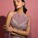 Anushka Sen Instagram - Just like magic 💜 . For Bombay Fashion Week Outfit @panihari_mumbai Jewellery @miranabymegha Styled by @stylingbyvictor @sohail__mughal___ Assisted by @styleby_antara @janvijain123 📸 @miteshsphotography Hair @hairbyradhika Makeup @makeupbysalonij