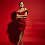 Anushka Sen Instagram - I don’t care, I paint the town red ❤️‍🔥 . Makeup @makeupbysalonij Hair @pinkyroy9467 Wearing @lavishalice 📸 @miteshsphotography Heels @stevemaddenindia