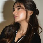 Anushka Sen Instagram - 🦋🖤✨🪄 . Makeup @makeupbysalonij Hair @hairbyradhika 📸 @miteshsphotography