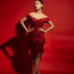 Anushka Sen Instagram - I don’t care, I paint the town red ❤️‍🔥 . Makeup @makeupbysalonij Hair @pinkyroy9467 Wearing @lavishalice 📸 @miteshsphotography Heels @stevemaddenindia