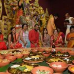 Aparajita Auddy Instagram - বাঙালির সব থেকে বড় উৎসবে আজকের মহাআয়োজন Doctors' Choice -এর পক্ষ থেকে মহাষ্টমীর ১০৮ মহাভোগ। সঙ্গে সাউথ সিটি কমপ্লেক্সের আবাসিক দের জন্য রইলো আন্তরিক ধন্যবাদ এত সুন্দর করে সন্দীপ্তা আর আমাকে এই আনন্দ উৎসবে সামিল করার জন্য। #DoctorsChoice #DilKiChoice #DurgaPuja2023 #DebiPokho #mahavog #astami #sandiptasen #AparajitaAdhya South City