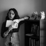 Apoorva Arora Instagram - Lost in the world of words, astonishment in my eyes. 👧 @apooarora 📸 @nikonindiaofficial Nikon z6 ii camera with a 24-70mm f/2.8 lens. #bombay ⁣⁣ ⁣⁣ ⁣⁣ #mumbai #arrayphotole ⁣⁣ #germanphotofam #indiaphotofam Mumbai - मुंबई