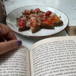 Apoorva Arora Instagram - #BreakfastWithLosers My absolute favourite meal of the day is breakfast. It’s the reason I go to sleep at night, it’s the reason I wake up in the morning, I plan my life around breakfast plans, I plan my grocery shopping according to my breakfast I got a dollar for every time I typed breakfast, bought breakfast with that too.