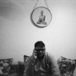Apoorva Arora Instagram - दोस्त etc #shotonfilm 1- Sharvi stood still for half a second 2- Laundry and taxes ✔️ 3- Gunjan from a different era 4- Some lady I’ve to call mom 5- Pranav and Nupur 6- Mario Puzo iske sapne mein aaya tha kehta.. #iykyk 7- Tanasha on Ganesh Chaturthi 8- Clinton on Rakshabandhan 9- Rohit/Kabir 10- Besarpaer x Yugm 🎞️- sincity @zhenwei.film