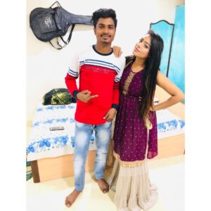 Archana Prajapati Instagram - Happy diwali 🪔🔥🔥🔥 
@imronyprajapati_ ❤️ @shakti6285 ❤️
#diwali #diwali #india #diwalidecorations #festival #love #diwaligifts #bhfyp #diwalidecor #happydiwali #fashion #homedecor #diwalivibes #indian #rangoli #mumbai #deepavali #instagram #photography  #art #diya #k #thalapathy #instagood #celebration #indianfestival