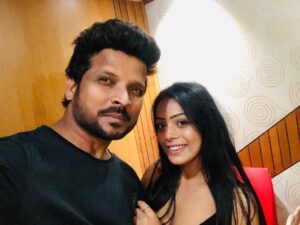 Archana Prajapati Instagram - New Music - New Journey.
Bless Us with your love. 
This is very special song. Sung by very talented @shahidmallya ji 
Composed & Written by @asharaniskhanofficial_  ji 
Director:- @directorshadab8 ji 

@official_archana @imaltamass 

#comingsoon #nice #goodvibes #ArchanaPrajapati #song