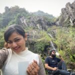 Archita Sahu Instagram - Jungle Books by #sabyarchita. If he is Mogli.. I am___🤔??? #forest #travel #traveltheworld #travelgram #couplegoals #odisha #ninhbinh #forestphotography #forestlife #trending Ninh Bình