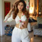 Arthi Venkatesh Instagram - Not done with posting pictures 📸