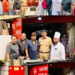 Arti Singh Instagram - “ जल है तो कल है “ “ जल है तो जीवन है “ हमारी संस्था“शेरी एंड दिया फाउंडेशन” की तरफ़ से हमारे मासूम बेज़ुबानो के घर ( शेल्टर हाउस ) के बाहर आम जनों को समर्पित ( प्याऊ ) का शुभारंभ आज किया गया ये प्याऊ 247 सभी नागरिकों को समर्पित है ! कोई भी प्यासा आके अपनी प्यास यहाँ भुजा सकता है इस शुभअवसर पर आज हमारे संस्था के संस्थापक श्री राकेश कोठारी @malikbhaiofficial श्री प्रियंक कोठारी. @priyank.kothari1137 दिया कोठारी जी @diya.kothari1137 व धर्म गुरु श्री अब्दुल रसीद अशरफ़ी सीनियर पुलिस इंस्पेक्टर नागपाडा श्री किरण चौगुले श्री अब्बास ख़ान श्री मदन जैन श्री रॉकी कोठारी श्री शमशु शेख़ व अन्य लोग विशेष रूप से उपस्थित रहे ! सभी जनो का धन्यवाद जो हमारे द्वारा किए गये इस नेक कार्य में हमारे साथ खड़े रहे ! #SherryAndDiyaFoundation ●Call for animals Helpline 24x7 ●1800-123-1137 ●Google pay/phonepe/paytm- 8282827393 #straydogs #feedingdogs #sherryanddiyafoundation