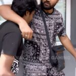 Arun Mashettey Instagram - Dawat hona? 😂 . . . . . . . . . . #Arun #Hyderabadi #Funnyvideos #reelsinstagram #reels #memes4ever #funnymemes #Hyderabad #Arunbhai #Arunbhaibolthe #Achanakbayanakgaming #achanakbayanak #Hyderabadicomedy #funnymoments #savagereplies #viralpost #explorememepage #reelsdaily #funny #couple #bhabhi #Arunbhaibolthe #viral #trending #couplefunny #omegle #kannada #karnataka #bidar #telugu #marathi