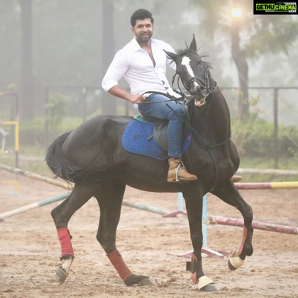 Arun Vijay Instagram - #THROWBACK!! No hour of life is wasted that is spent on the saddle...❤️ #WarHorse #lovehorses #LuvAV