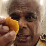 Ashish Vidyarthi Instagram - A Slice Of Europe in Pune @vatican.pune 🤩😍 Crispy cheese balls, Juicy prawns on toast, Chicken pizza and much more 😋 #reelitfeelit #pune #food #punecity #chickenpizza #prawns #juicy #cheeseballs #punekars #punefood #europe #vatican #friends #nightlife #night #fun #actorslife #AshishVidyarthi Pune, Maharashtra