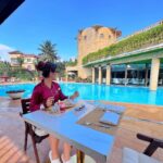 Ashnoor Kaur Instagram - Mornings like these🤍✨ #BreakfastByThePool . . . 📍 @dellaadventureandresorts @jimmy_mistry #DellaResorts #DellaAdventureAndResorts #DellaAdventure #JimmyMistry #breakfast #poolside #poolbreakfast Della Adventure & Resorts
