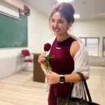 Ashnoor Kaur Instagram - ‘Cause it’s vacation szn and I kinda miss college♥️ At College
