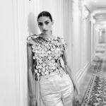 Athiya Shetty Instagram - In Paris for the exclusive launch of @hm x @rabanne #RabanneHM 🪩