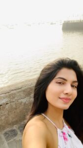Avani Modi Instagram - Some old fashioned things like fresh air and sunshine are hard to beat. 

#avanimodiofficial #avanimodi #actress #bollywood #movies #life #love #beauty #followforfollowback #follow #instareels #reelsinstagram
