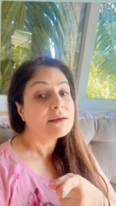 Ayesha Jhulka Instagram - Some opinions never change 🤷‍♀️🤓😂

#husband #wife #husbandandwife #wifey #banter #continues #lifelong #bond #compare #love #loveislove #live #happilyeverafter #aj #instagram #instagood #instadaily #instamood #laugh #funnyvideos #funnyreels #comedy #oflife #sundayfunday