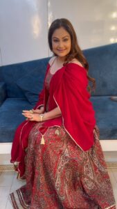 Ayesha Jhulka Instagram - Chand si mehbooba… everyone dreams …

#love #dreamgirl #woman #perfect #dream #dreams #aj #instagood #instagram #instadaily #insta #instalove #instamood #wednesday #wednesdays #reelitfeelit