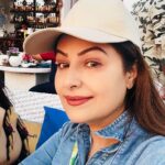 Ayesha Jhulka Instagram - Some sunshine is good for the soul, but I always make sure I wear a cap 🧢 😜 #cap #sunshine #sun #sunset #sunrise #cover #capcut #aj #instagood #instagram #photooftheday #photography #photo #instadaily #tuesday #tuesdays #tuesdaythoughts