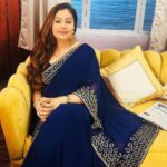 Ayesha Jhulka Instagram - Life does not come with instructions on how to live, but it does come with trees, sunsets, smiles and laughter 😊😁 #smile #smiles #laughter #laugh #laughing #laughoutloud #smile😊 #smilemore #laughs #life #aj #photooftheday #instagood #instagram #instadaily #instamood #friday #friyay