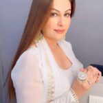 Ayesha Jhulka Instagram - Dream of the girl next door… #girl #dream #dreams #fantasy #reality #friend #dreamgirl #romantic #aj #instagood #instagram #instadaily #saturday #saturdays
