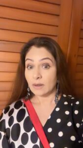 Ayesha Jhulka Instagram - 22 since more than 22 years 😂😂😂

#feelyoung #number #grace #fitness #healthy #fun #funnyvideos #funnyreels #comedy #instafun #instafunny #lol #aj #comedyreels #comedyvideos #instagood #instagram #instadaily #insta #tuesday