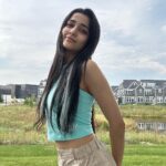 Ayli Ghiya Instagram - Chicago Vibes ☮️ Who amongst you all are from Chicago? And any fall events happening in next 2 weeks/weekends? Should I plan some Meet & Greet🤔 just wondering if I’ll meet more fans/friends from Chicago this time too💃🏻💃🏻 Ps: met quite a few last year! Made a lot of friends last yr and this time as well already💃🏻💃🏻 but can’t wait for what unknown unexpected experiences gonna come my way in the next 2-3 weeks💃🏻💃🏻 Wohoo #excited 🔥 Naperville, Illinois