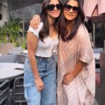 Barkha Bisht Sengupta Instagram - Hello Family … ♥️ @aparnashailen @pushkinshailen