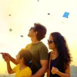 Bhamini Oza Instagram - Dream. Day dream and let it fly in the sky like a kite. See where it goes and shows it's might.. Happy Uttarayan! 📸 @punit.j.g