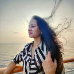 Bhamini Oza Instagram - Wind in my hair, sun dimming the glare. Drifting along the waves, It's worth a stare! #cruising #sundown 📸 @mindsetr