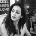 Bhamini Oza Instagram - Caught between the clicks . . 📸 @punit.j.g