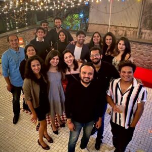 Bhamini Oza Instagram - Look at those happy faces lighting up the beautiful evening... 

#aboutlastnight