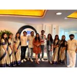 Bhamini Oza Instagram - Surat no Locho, amari Lavari ane tamaro Love ❤️ Promotions Day 4 for #AumMangalamSinglem @aksharcommunications @saandeeppatel @aartivyaspatel @iamaarohii @malhar028 @tatsatmunshi
