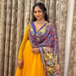 Bhavya Gowda Instagram - 💛 Outfit: @anthariya_ Jewels: @thespatika Hairstyle by: @anu_hairstylist_makeup_artist