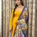 Bhavya Gowda Instagram - 💛 Outfit: @anthariya_ Jewels: @thespatika Hairstyle by: @anu_hairstylist_makeup_artist