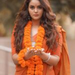 Chaitra Reddy Instagram - Wishing you all a very HAPPY DIWALI 🪔 Let’s light up our lives with joy and positivity ❤️ Make up : @vijiknr Costume : @thepallushop Shoot organised : @rrajeshananda Concept and photography : @camerasenthil