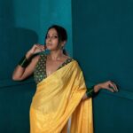 Chandini Tamilarasan Instagram - Wishing you a Diwali filled with moments of joy, laughter, and togetherness with your loved ones 😍😍 📸: @alex_judeson Mua @inak_bridal_artist Assisted by @ramanna386 #chandinitamilarasan #diwali2023 #judsonphotography #advancediwaliwishes