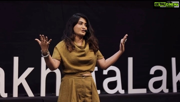 Denisha Ghumra Instagram - t was after writing the entire speech i felt like starting my speech with how an actual actors introduction is like! ❤️ . Thankyou @tedxlakhotalake @vatsal_1994 for this talk gave me an opportunity to go through every bits of journey and realise so much about myself 🤍 Thank you @myrjdhara for being the sister you are❤️ . The whole speech is now out on Youtube! Link is in Bio🌸 . Outfit - @houseoffett Styled by - @ishhaa_nagar MUAH - @brides_byhetnajadeja Jewellery - @thejewelstudiio #denishaghumra #actorslife #tedx #tedxtalks #tedxspeaker #tedtalks #actorsonactors #humanbeings #nealedonaldwalsch #conversationswithgod #jamnagar_instagram #jamnagar #myjourney