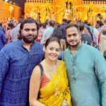 Devoleena Bhattacharjee Instagram - Pujo photo dump 💛💚 #durgapujo #couples #friends #familytime #celebrations #blessings #husbandandwife Mumbai, Maharashtra