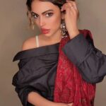 Devshi Khandur Instagram - When she says nothing at all ❤️ #devshikhanduri #style #beauty #indowesternstyle #indowestern
