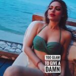 Devshi Khandur Instagram - Too Glam to give a damn ❤️ #devshikhanduri #actor #beauty #bikini #beach #glam #glamourous #model #beauty #hot #ocean #travel