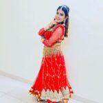 Dhamnashree Kadgaonkar Instagram - राधा ..🌟❤️ #dhanashrikadgaonkar #radhamoment #dance #danceispassion #danceislove #red #baramati #shilpirocks बारामती शहर