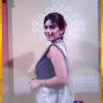 Dhamnashree Kadgaonkar Instagram - शिल्पीचाही दिसणार अनोखा थाट! कार्य आहे घरचं, सर्वांनी यायचं. ‘वामन हरी पेठे ज्वेलर्स प्रस्तुत’, ‘झी मराठी उत्सव नात्यांचा अवॉर्ड 2023’, 4 नोव्हेंबर, शनिवार, 7 PM #ZeeMarathi #ZMA2023 #ZeeMarathiAward2023 #GharchaKarya #घरचंकार्य