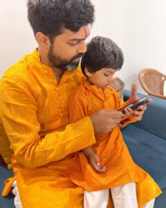 Dhamnashree Kadgaonkar Instagram - Diwali 🪔 2023 

#dhanashrikadgaonkar #diwali #laxmipujan #us #newhome